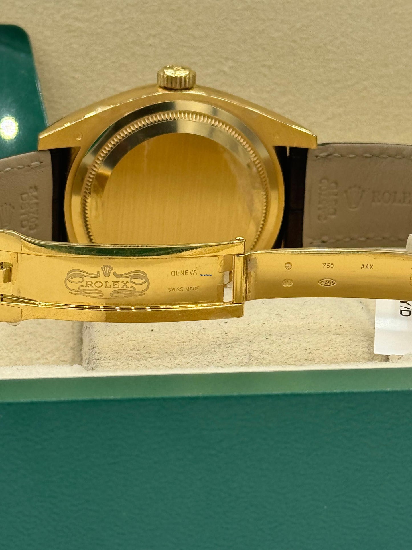 Rolex Yellow Gold Sky-Dweller Watch - Silver Sunray Roman Dial - Brown Leather Strap - 326138 s