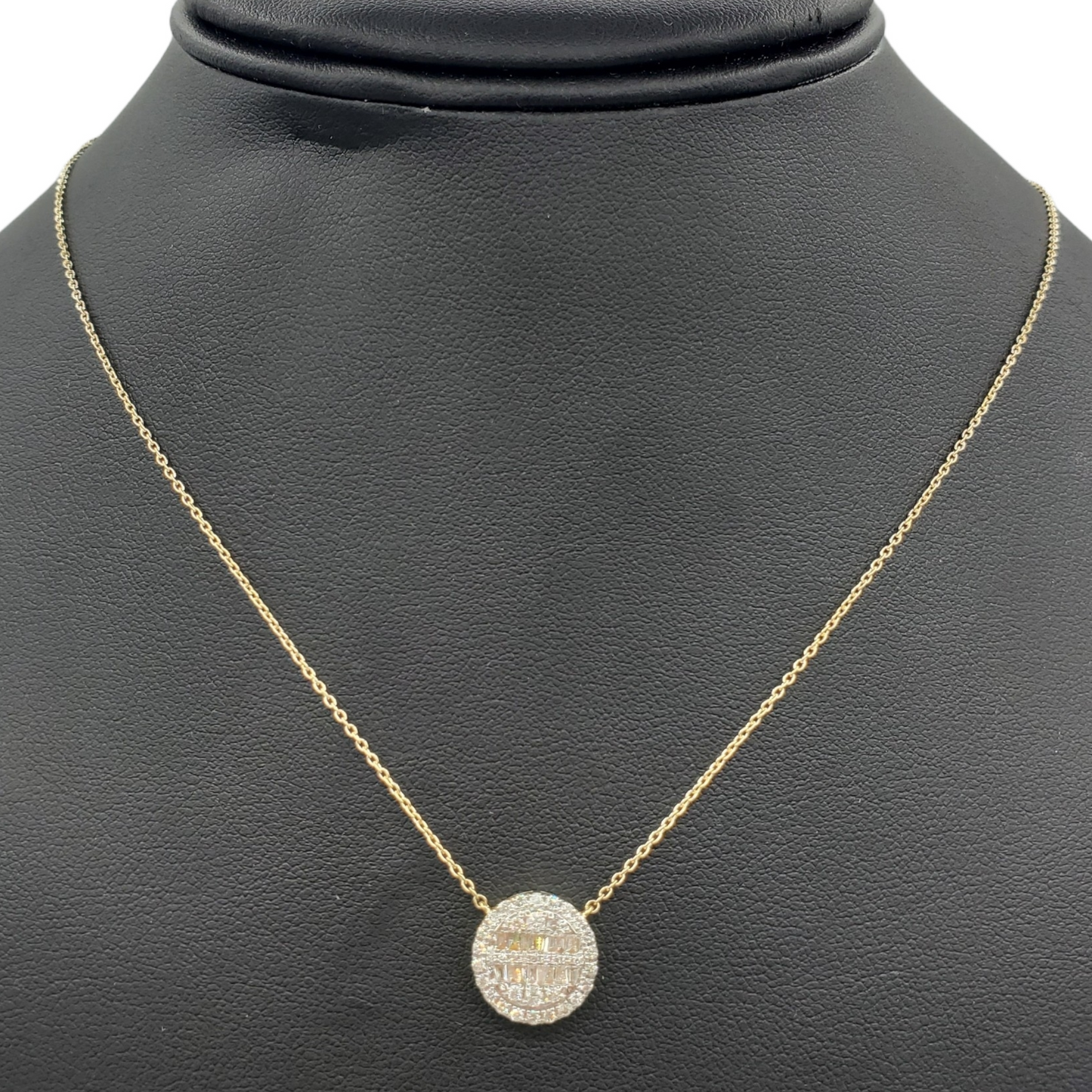 14k Baguette Diamond Circle #26539