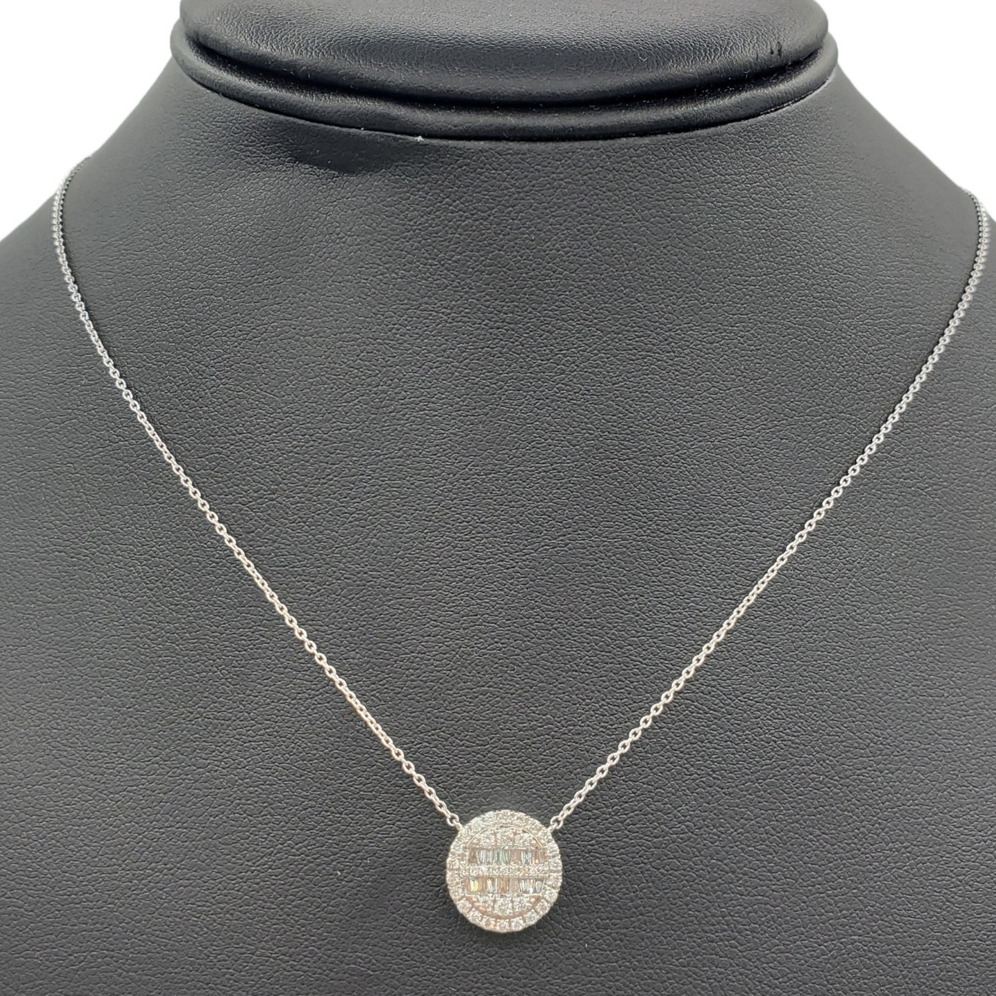 14k Baguette Diamond Circle #26539