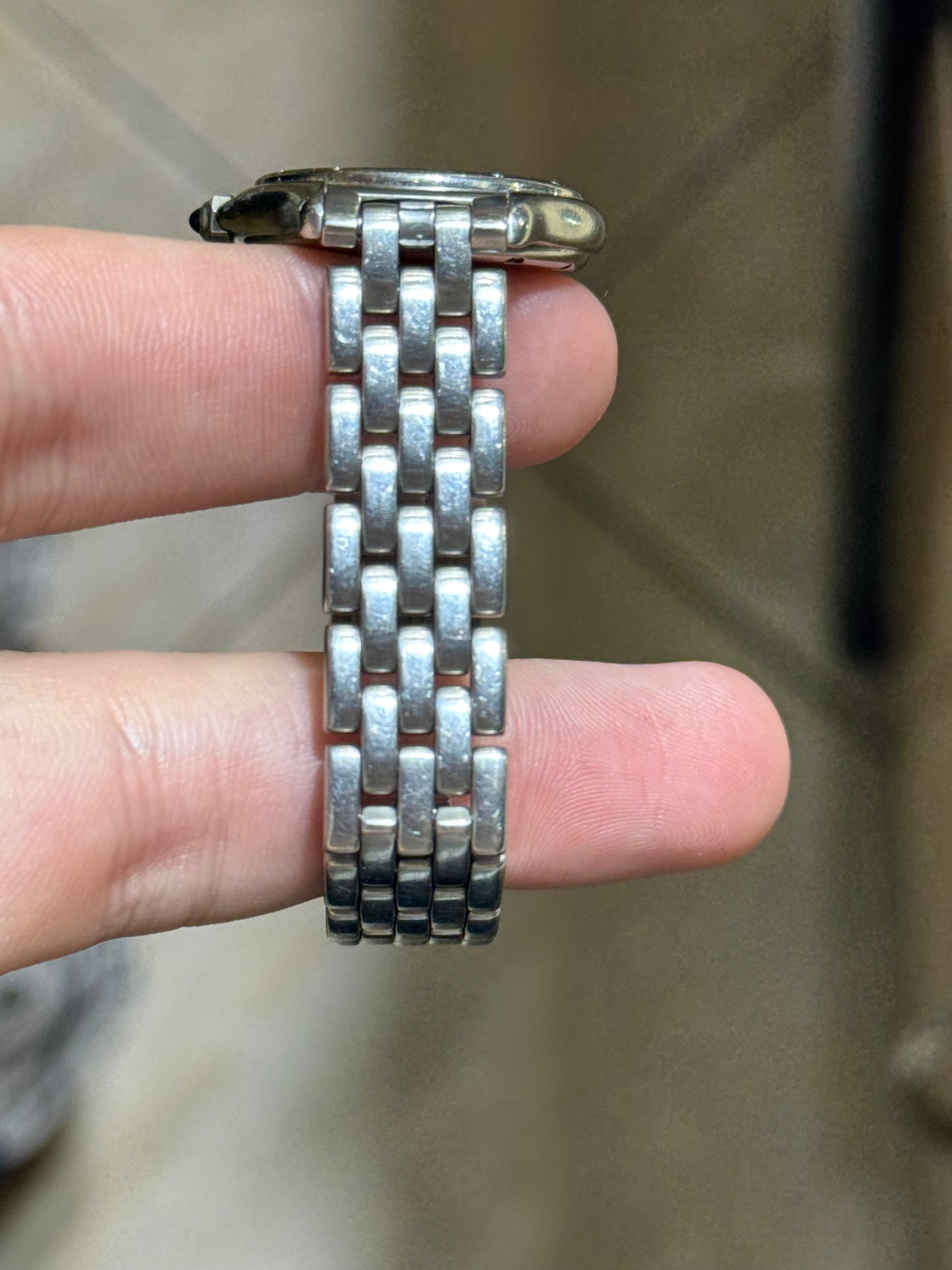 Cartier Cougar 987904 33mm White Dial With Stainless Steel Bracelet