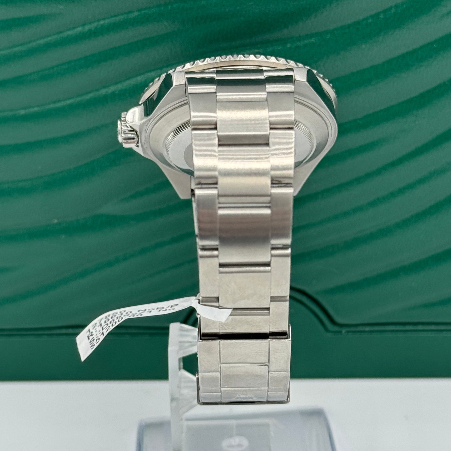 Rolex Submariner Date 16610 40MM Black Dial With Stainless Steel Oyster Bracelet