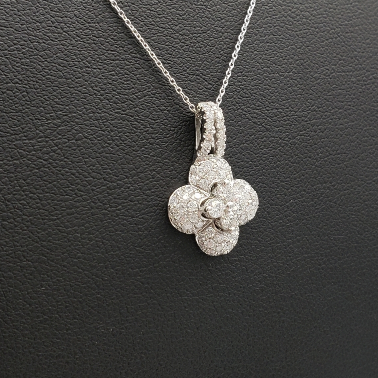 14k Diamond Clover With .90 Carats Of Diamonds and Rollo chain #6081