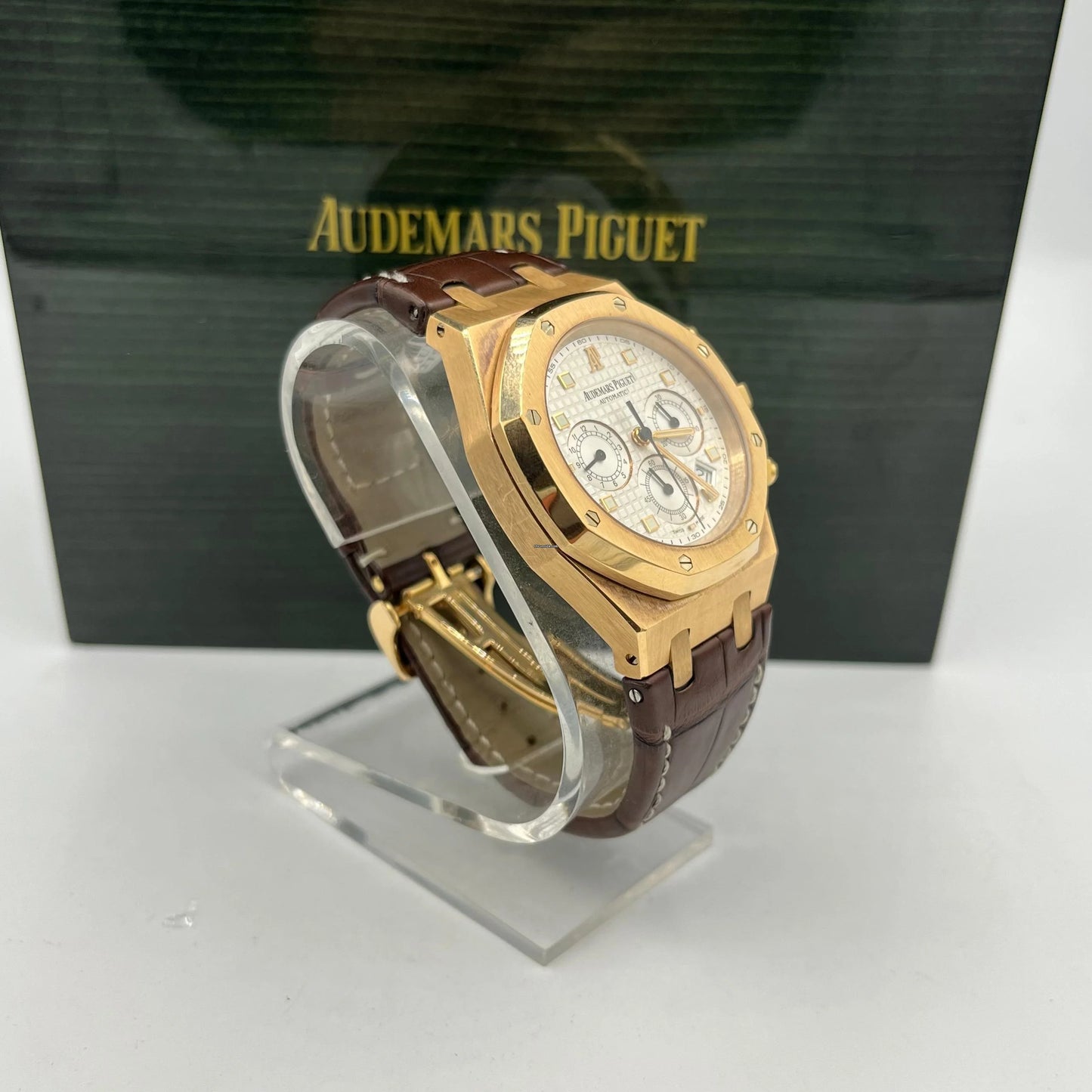 Audemars Piguet Royal Oak Chronograph 39mm Ref. 26022OR.OO.D098CR.01