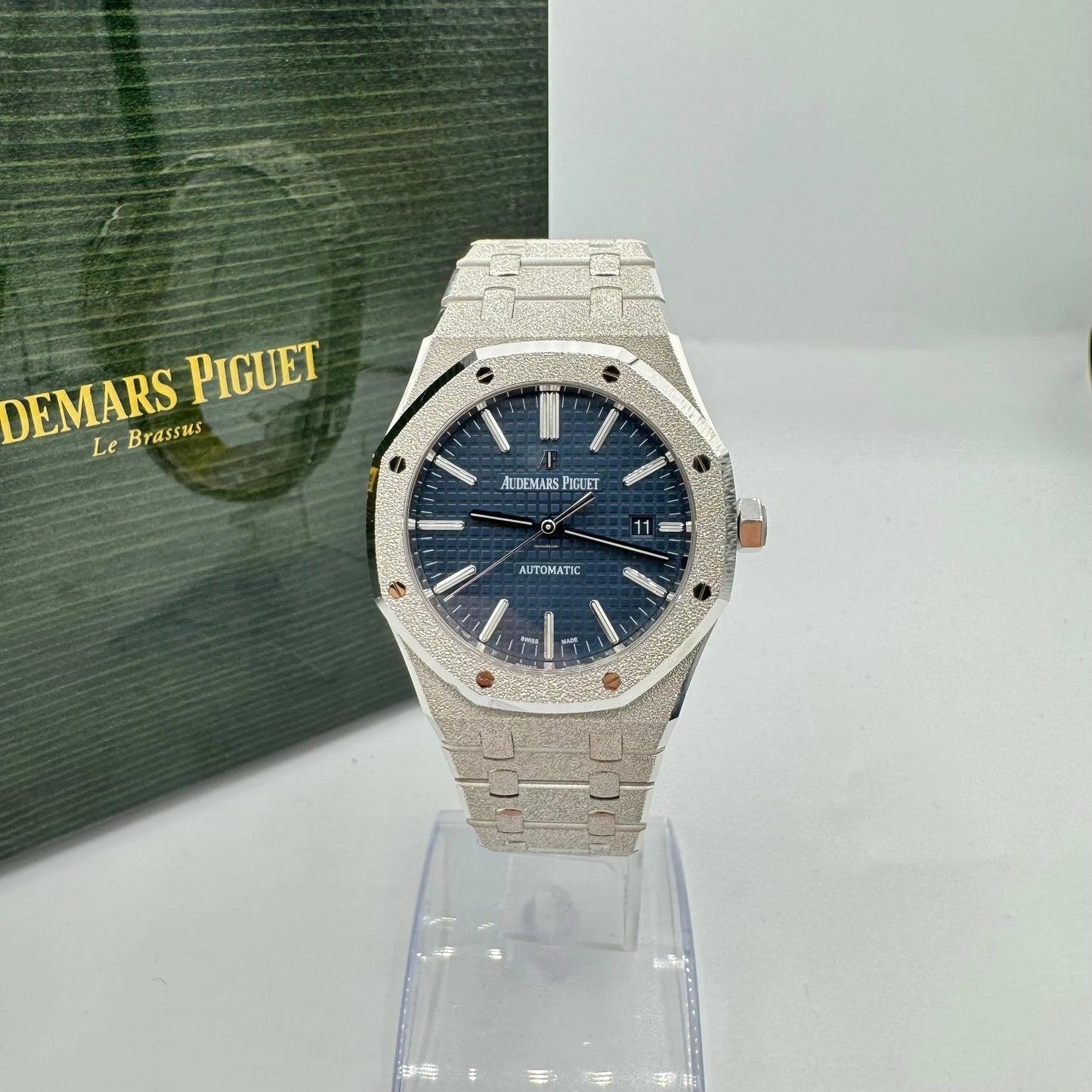 Audemars Piguet Royal Oak Frosted Blue Dial 15410BC.GG.1224BC.01