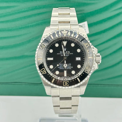 Rolex Sea-Dweller 44mm 2013 - Black Ceramic Bezel - Stainless Steel Oyster Bracelet - Black Dial