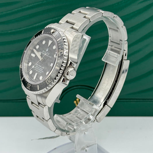 Rolex Sea-Dweller 116600 40MM With Black Ceramic Bezel And Stainless Steel Oyster Bracelet