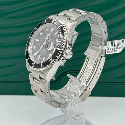 Rolex Submariner Date 16610 40MM Black Dial With Stainless Steel Oyster Bracelet