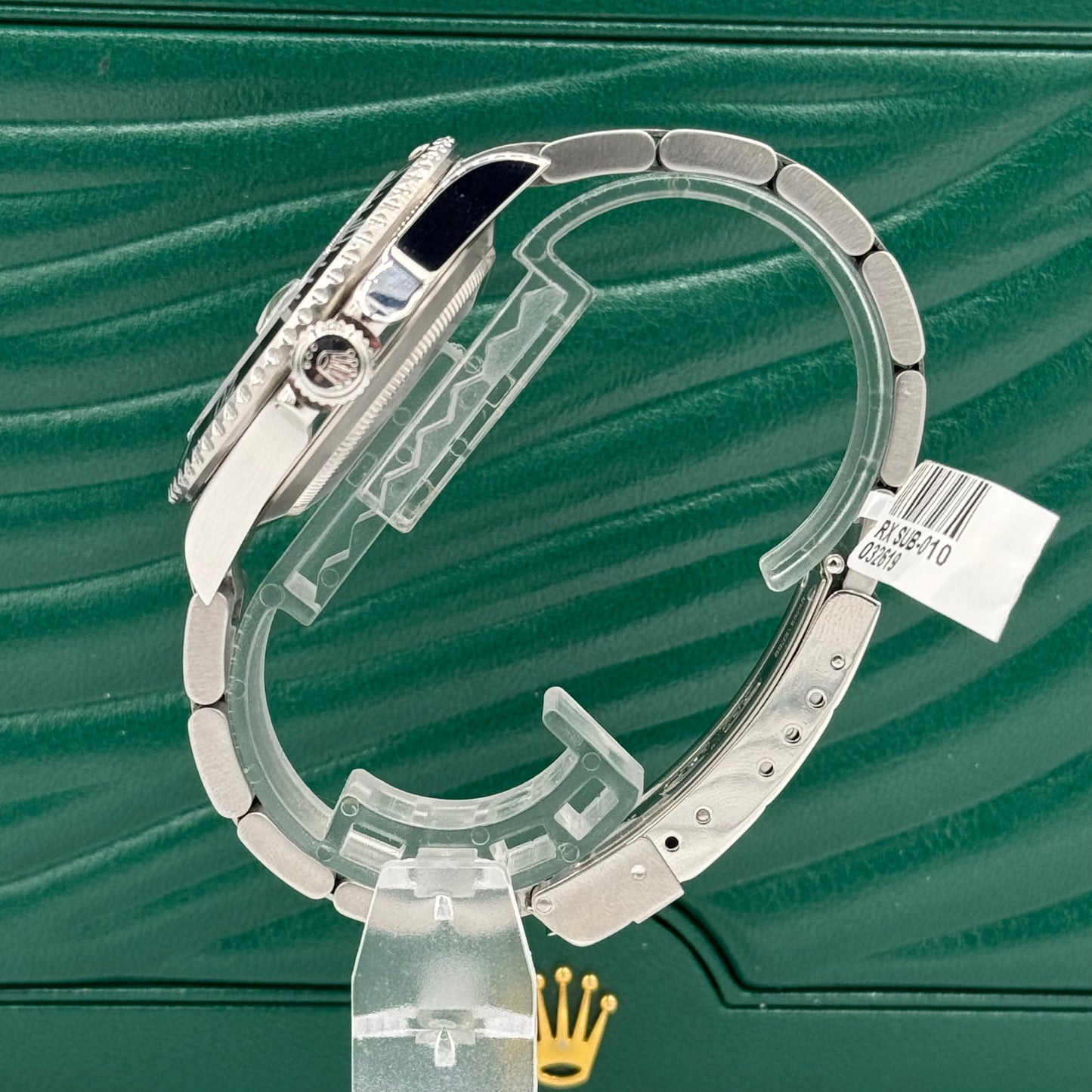 Rolex Submariner Date 16610 40MM Black Dial With Stainless Steel Oyster Bracelet