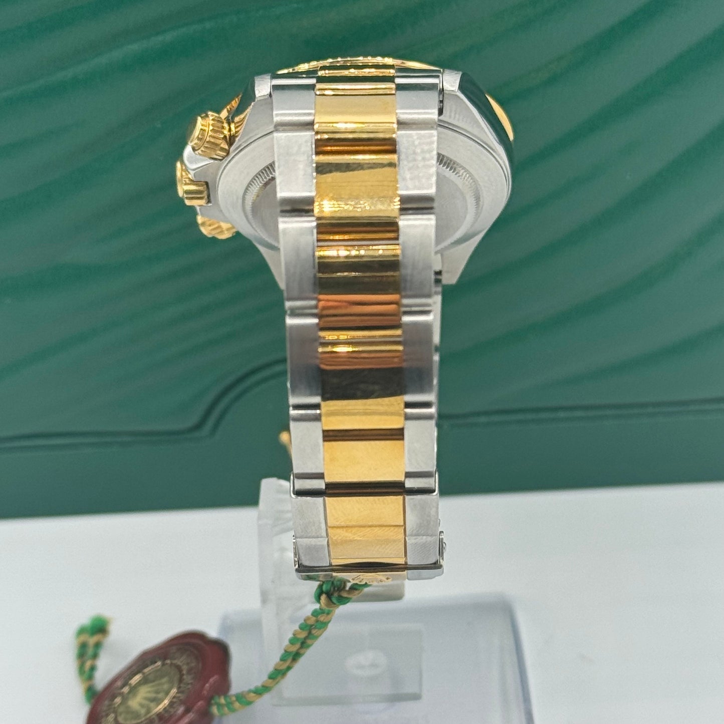 Rolex Cosmograph Daytona 16523 40MM Champagne Index Dial With Two Tone Oyster Bracelet