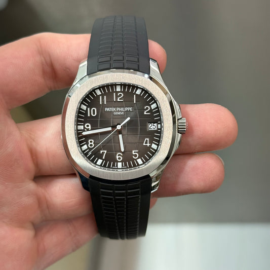 Patek Philippe Aquanaut 5167A-001 Black Dial on Strap Complete 2021