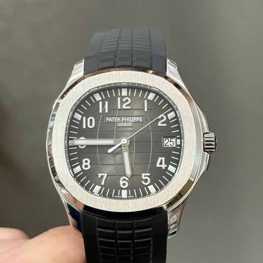 Patek Philippe Aquanaut 5167A-001 Black Dial on Strap Complete 2021